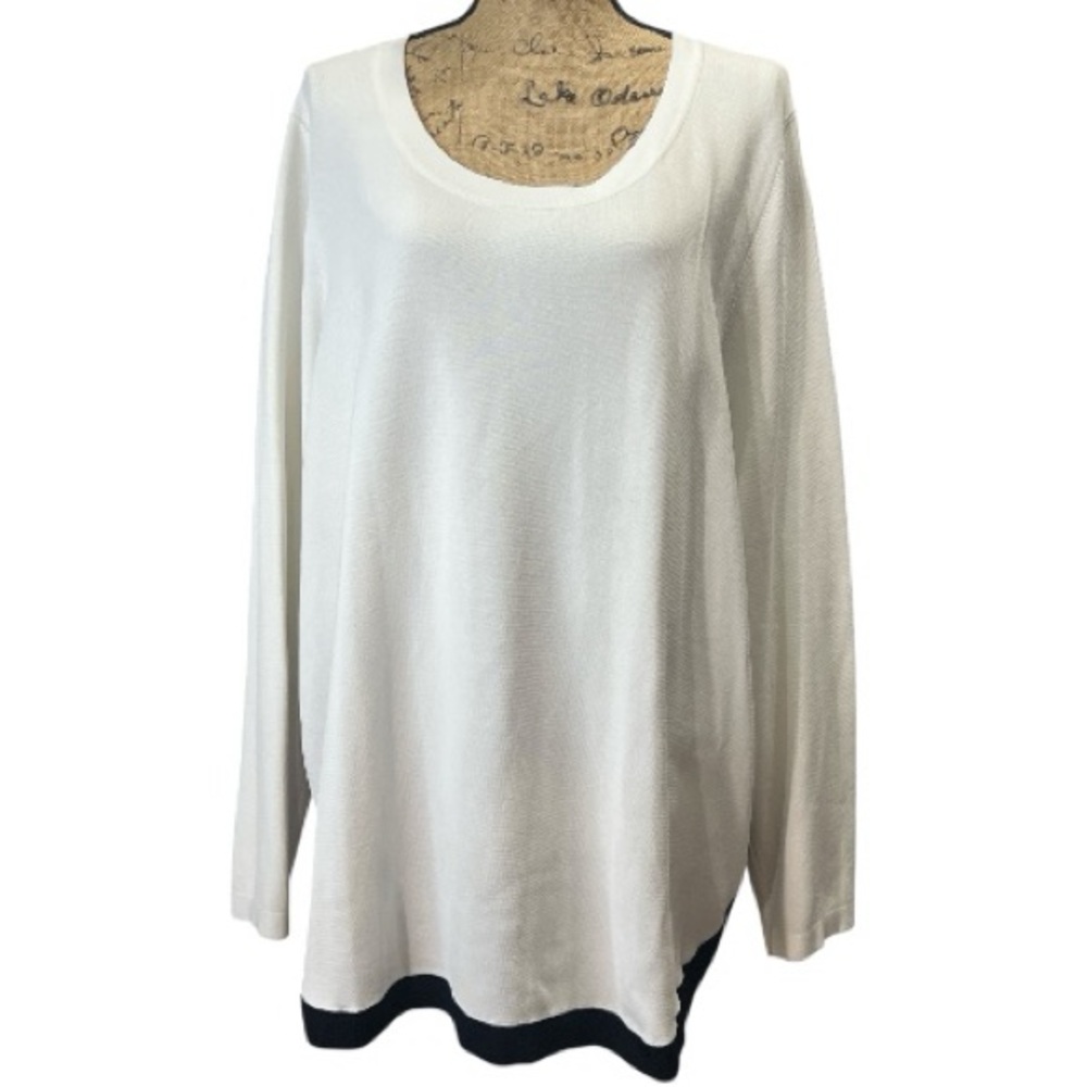 Marina Rinaldi Sweater Womens. White, Purple and black trim.  EC  Size X-Large